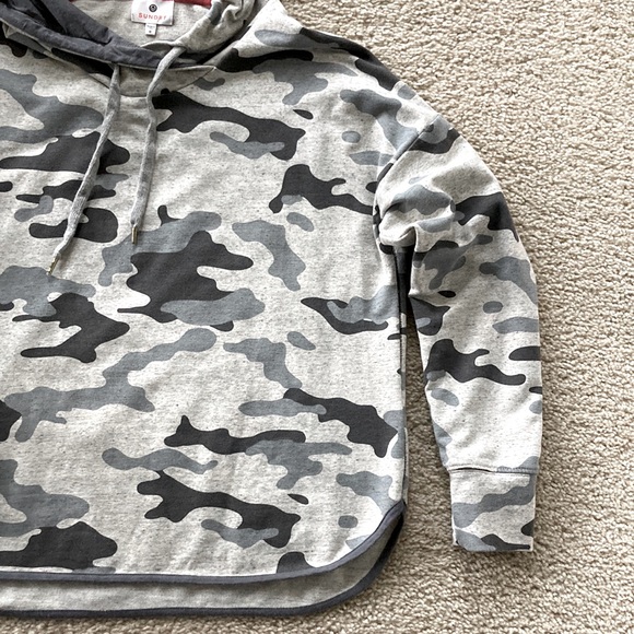 Sundry Camo Curved Hem Hoodie - Picture 3 of 7